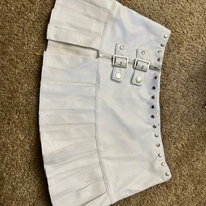 Never worn Iamgia skirt. To small.
